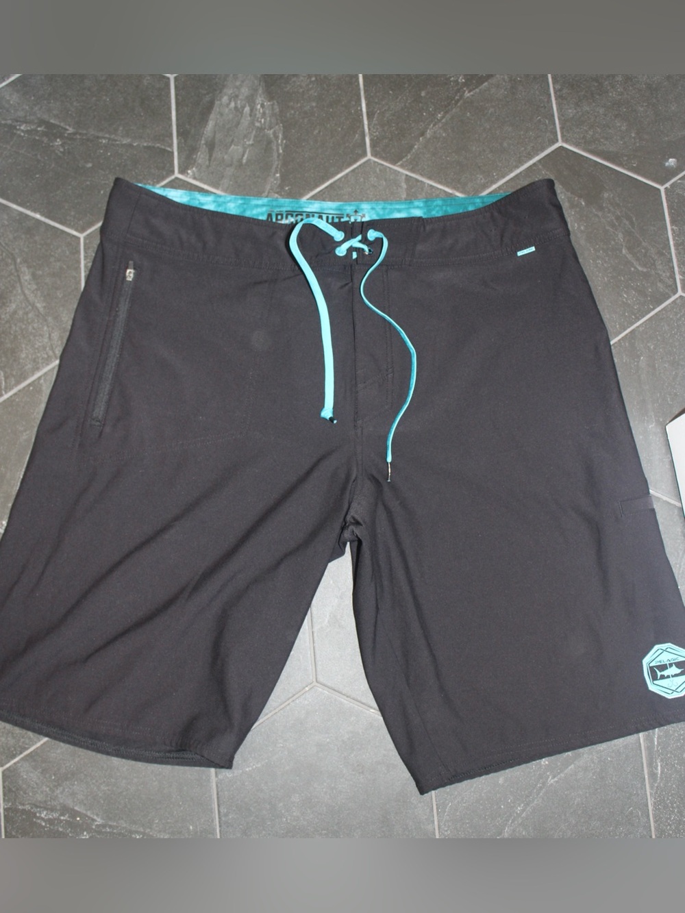 Pelagic Argonaut Boardshorts Men's Size 38 Black Aqua Fishing Swim Trunks
